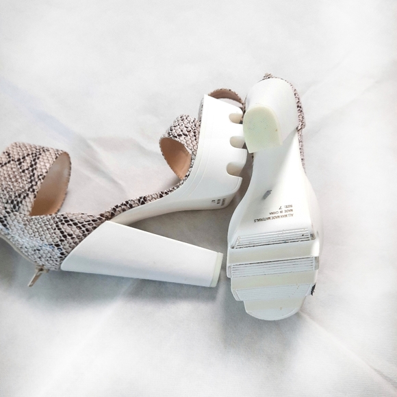 Snake Print Heels - Picture 4 of 7